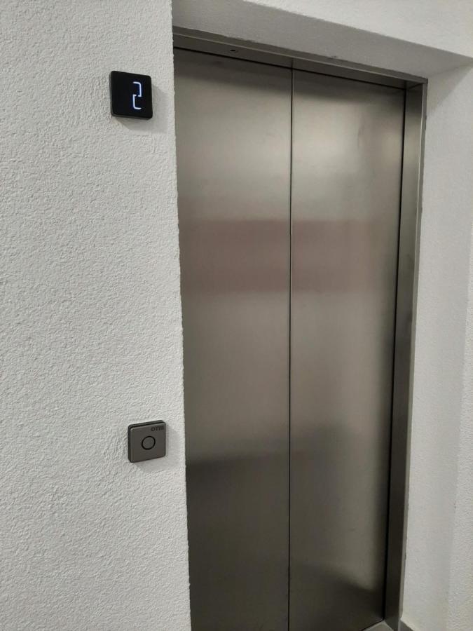 Gajeva Rooms - Stockholm Apartment Self Check-In Virovitica Exterior photo
